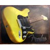 plaque fender guitare jaune sur fond gris affiche tole usa