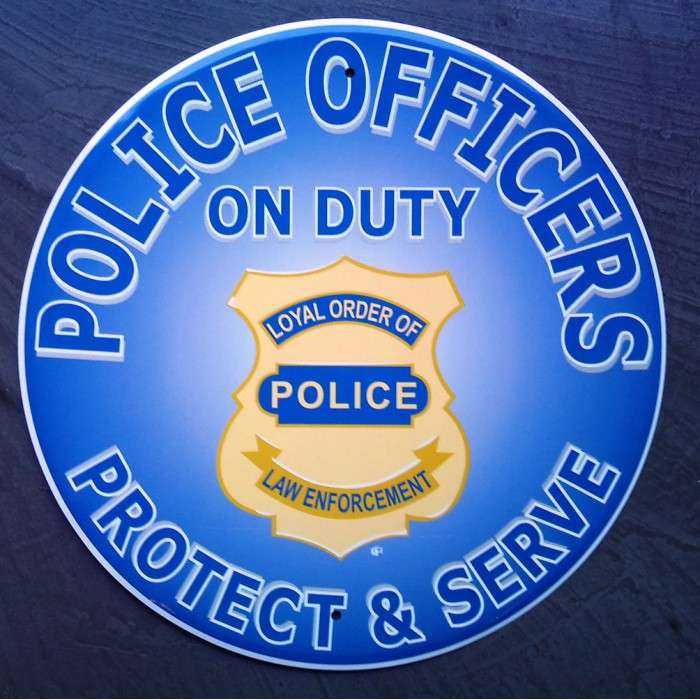 Round American Police Plate Protect and Serve Tole