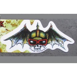 sticker-crane-casque-et-aille-chauve-souris-autocollant