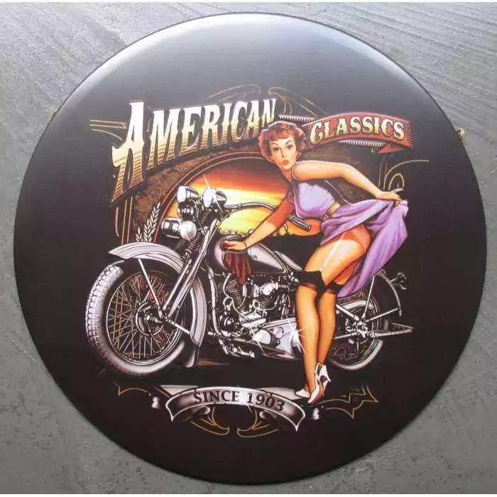 plaque pin up robe violette moto americaine american classic tole ronde 30cm deco us