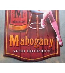 plaque 60x39cm pin up et bouteille bourbon mahogany tole emboutie