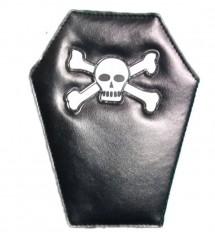 portefeuille forme cercueil avec crane pirate.