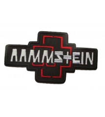 patch rammstein , logo noir et rouge ecriture blanche.