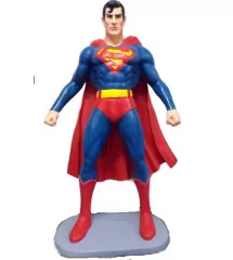 statue taille réel superman...