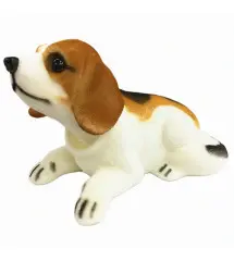 chien de plage arriere de voiture beagle tricolore blanc marron noir collector