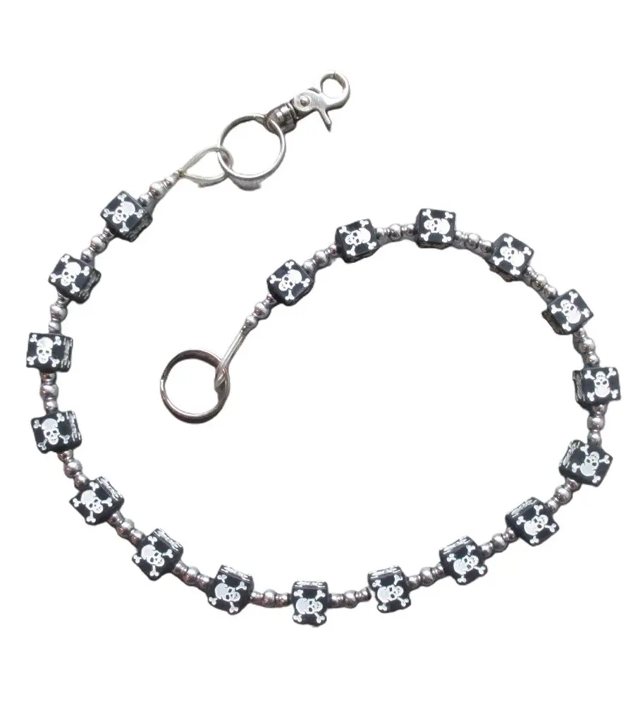 chaine de portefeuille dé noir et crane pirate blanc biker tete de mort